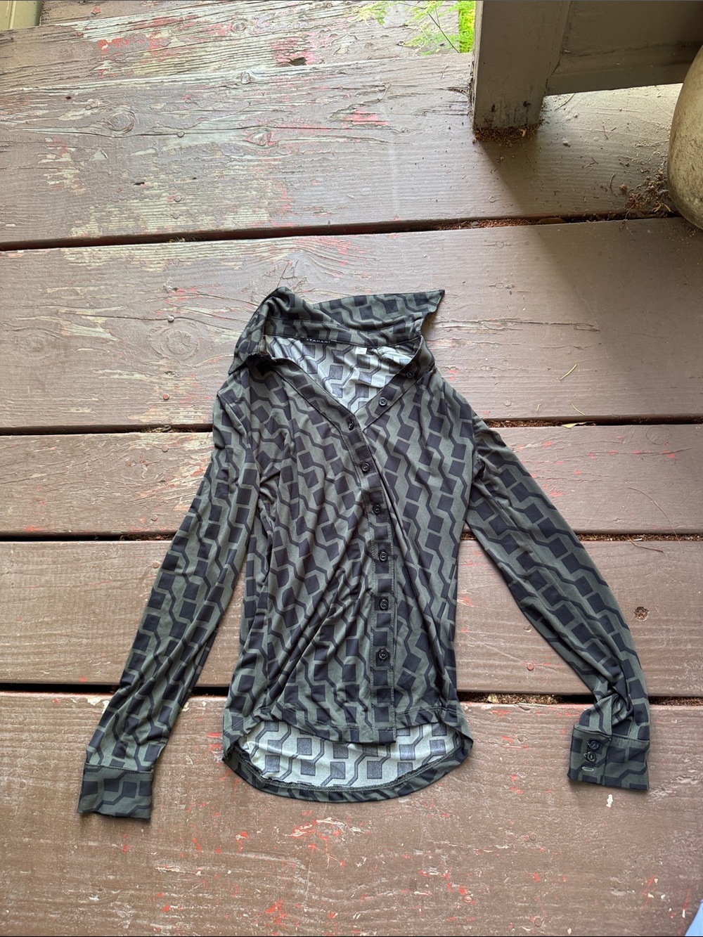 Tahari Black and Gray Geometric Button-Down Hooded Top
